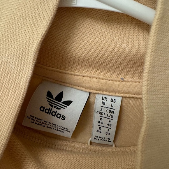 NWT adidas originals long sleeve t shirt halo blush orange Size L - Picture 5 of 11